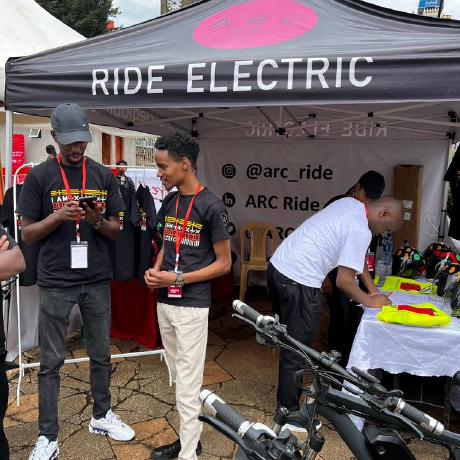 Enoneteam Github - 8K Gradient Photos for Desktop