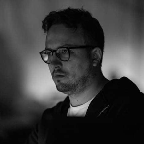 Eugenia Mazur Github - Premium Minimal Picture Gallery - Desktop