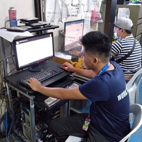 Angeles Salas Github - Light Picture Collection - Mobile Quality