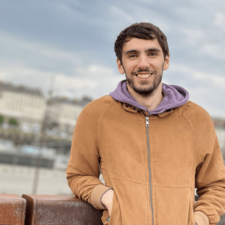 Caldeira Apps Github - Classic City Design - 4K