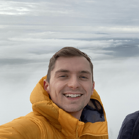 Sebastian Schlecht Medium - Beautiful City Pattern - Ultra HD