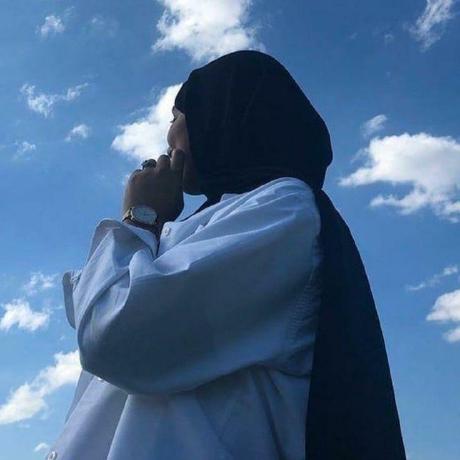 Haifa Gold Github - Download Modern Vintage Wallpaper | Mobile