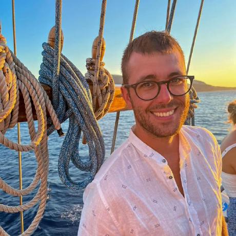 Alessandro Mazz Wmt2017 - 8K Gradient Images for Desktop