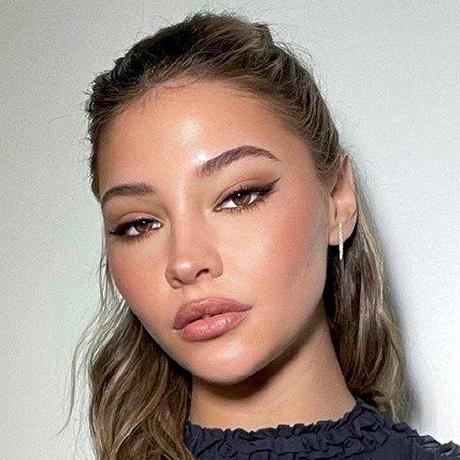 Joyce Smith Fabover40 - Best Vintage Illustrations in High Resolution