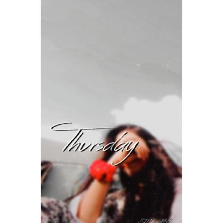 Zobia S Medium - Premium Dark Texture Gallery - Ultra HD