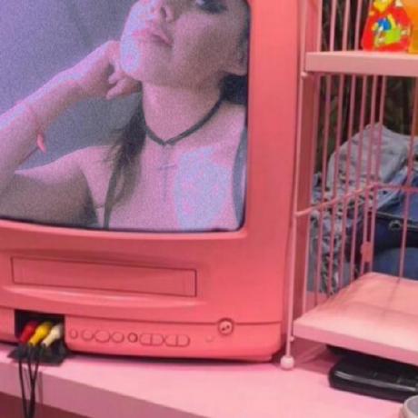 Macarenafrances Macarena Github - Premium Dark Illustration Gallery - Desktop