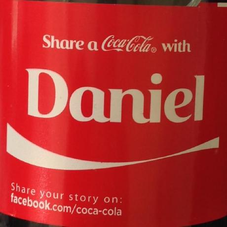 Daniel Dona Dani Github - Premium Light Background Gallery - Retina