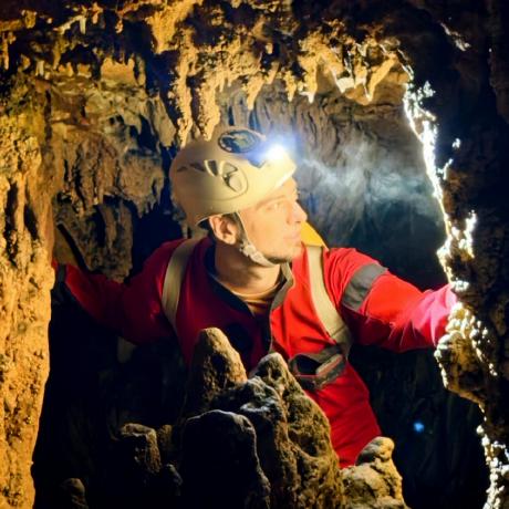 Tristan Labelle Gitlab - Creative Colorful Design - 8K