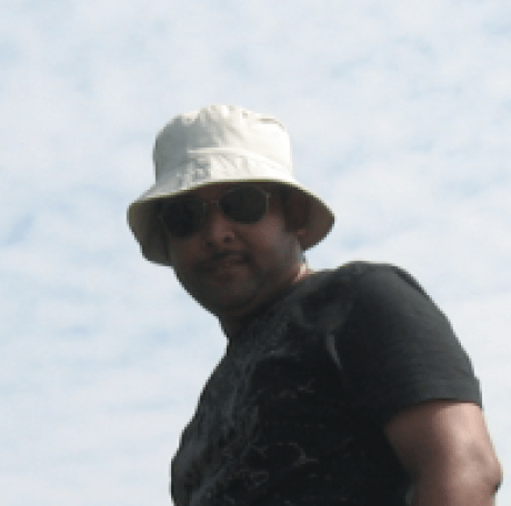 Yusuf Ahmad Medium - Download Amazing Vintage Design | 4K