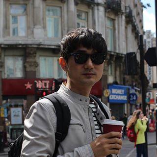 Comnics Org Github - 4K Geometric Illustrations for Desktop