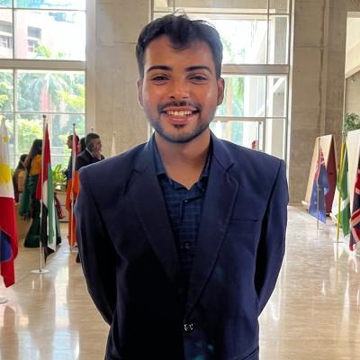 Omkar Kanse Github - Stunning Gradient Art - Retina