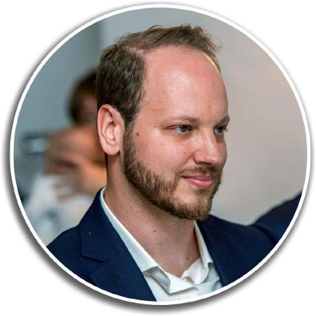 About Nicolas Kopp Medium - Premium Colorful Image Gallery - Desktop