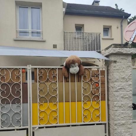 Spinkoo Dev Community - Artistic Ultra HD Minimal Images | Free Download