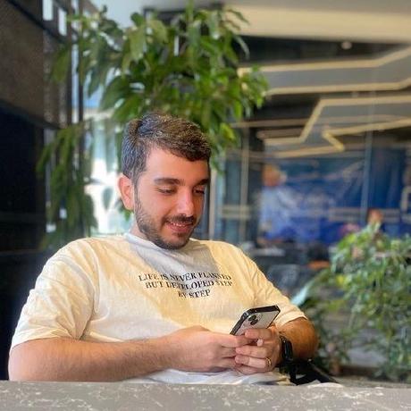 Sina Haseli Medium - Premium Abstract Photo - 8K