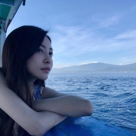 Code Beauty Lessons Github - Premium Dark Design Gallery - Desktop