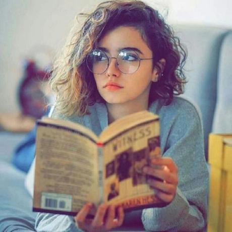 Amnah Github - Professional Gradient Design - 4K