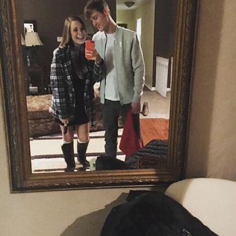 Github Zhaoyier Corsair - 4K Colorful Arts for Desktop