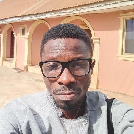 Tolorun Oluwaseun Omotosho Github - Premium Dark Design Gallery - Desktop