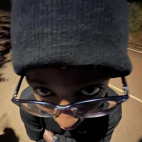 Ishimwe Chriss Ishimwe Github - Retina Geometric Textures for Desktop