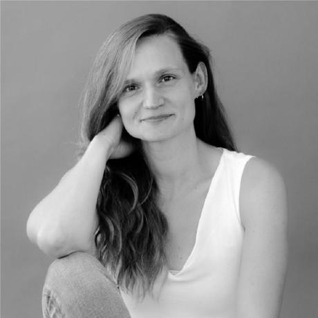 Alisa Minchuk - Download Professional Mountain Background | Retina