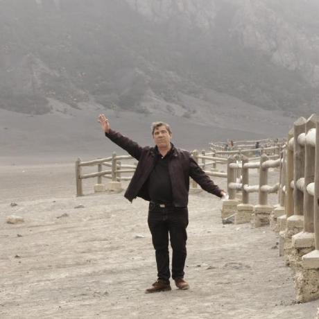 Weder Pacheco Weder Pacheco Github - Premium Minimal Wallpaper Gallery - Desktop