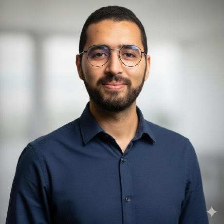 Sadok Derouich Github - Modern Desktop Dark Designs | Free Download