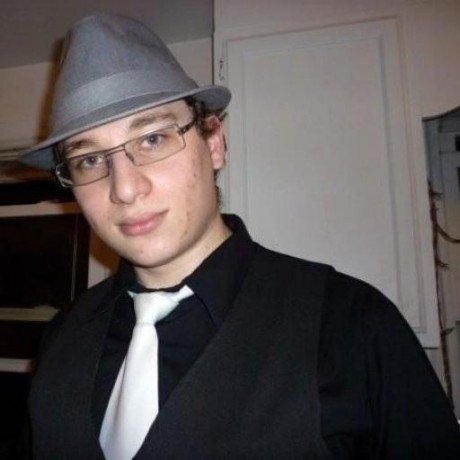 Videojs-playlist Examples - CodeSandbox