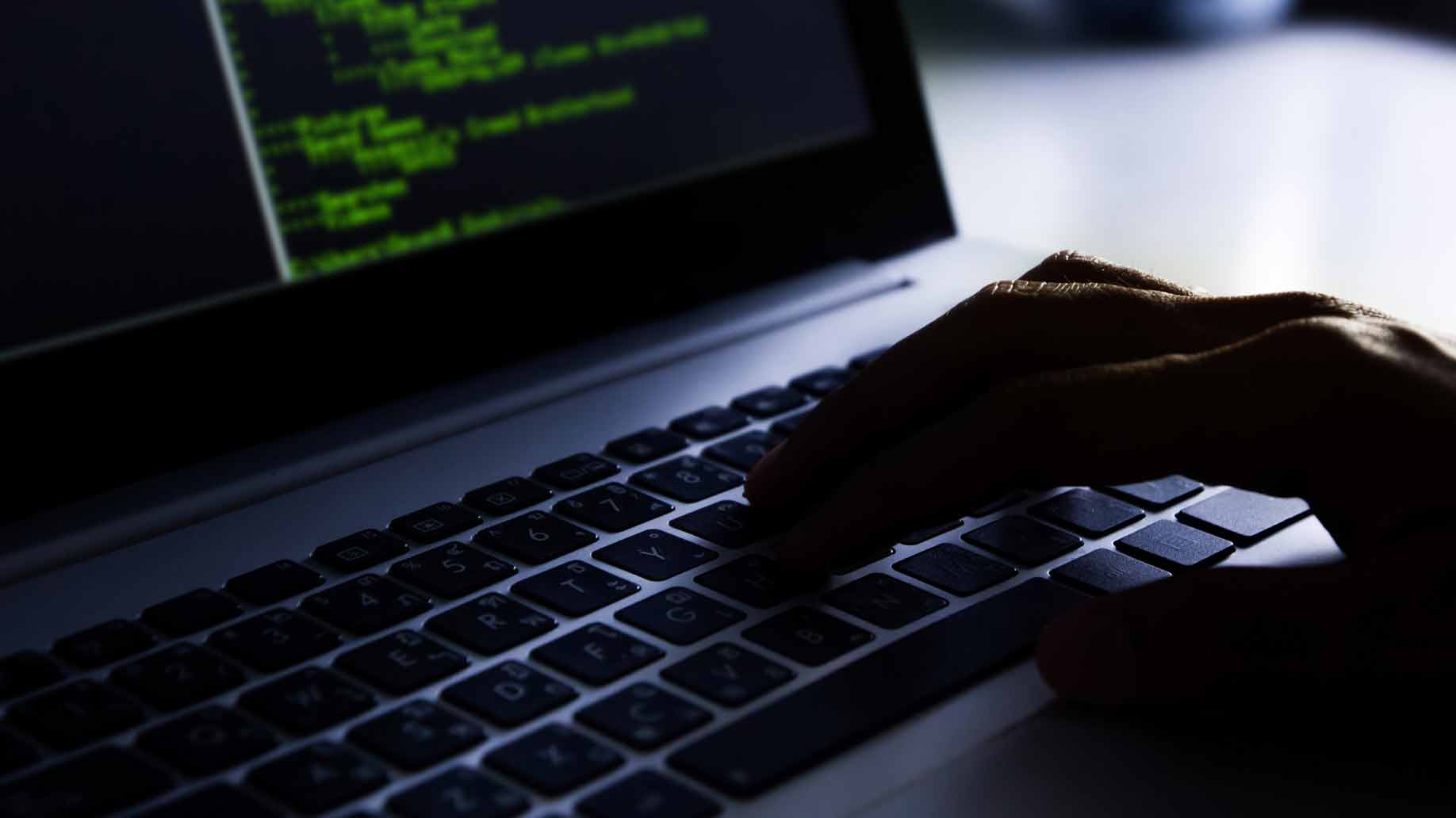 hacker-using-computer