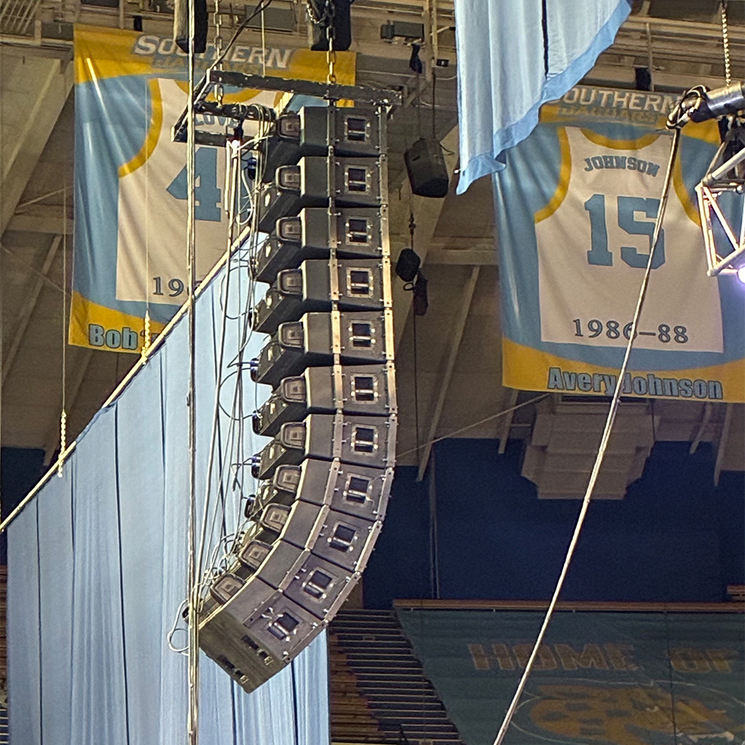 AUDIO 1080x1080 - Line Array
