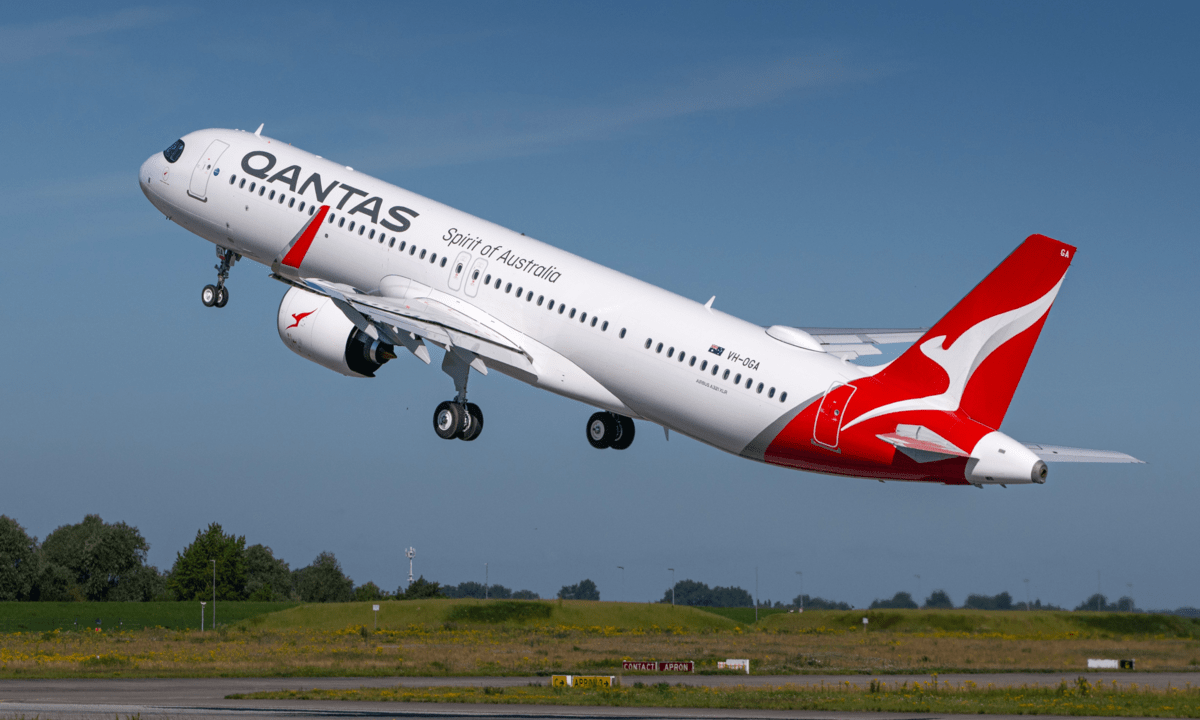 Qantas Unveils Next-Gen Airbus A321XLR: Brisbane to Sydney Route (2026)