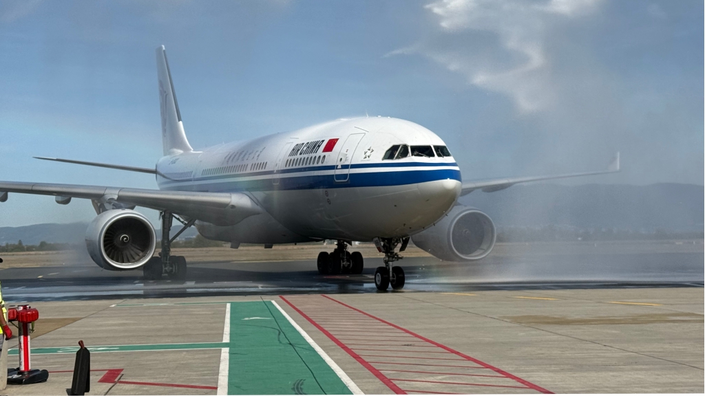 Air China sletio u Zagreb: otvorena prva redovita zračna veza Hrvatske i Kine