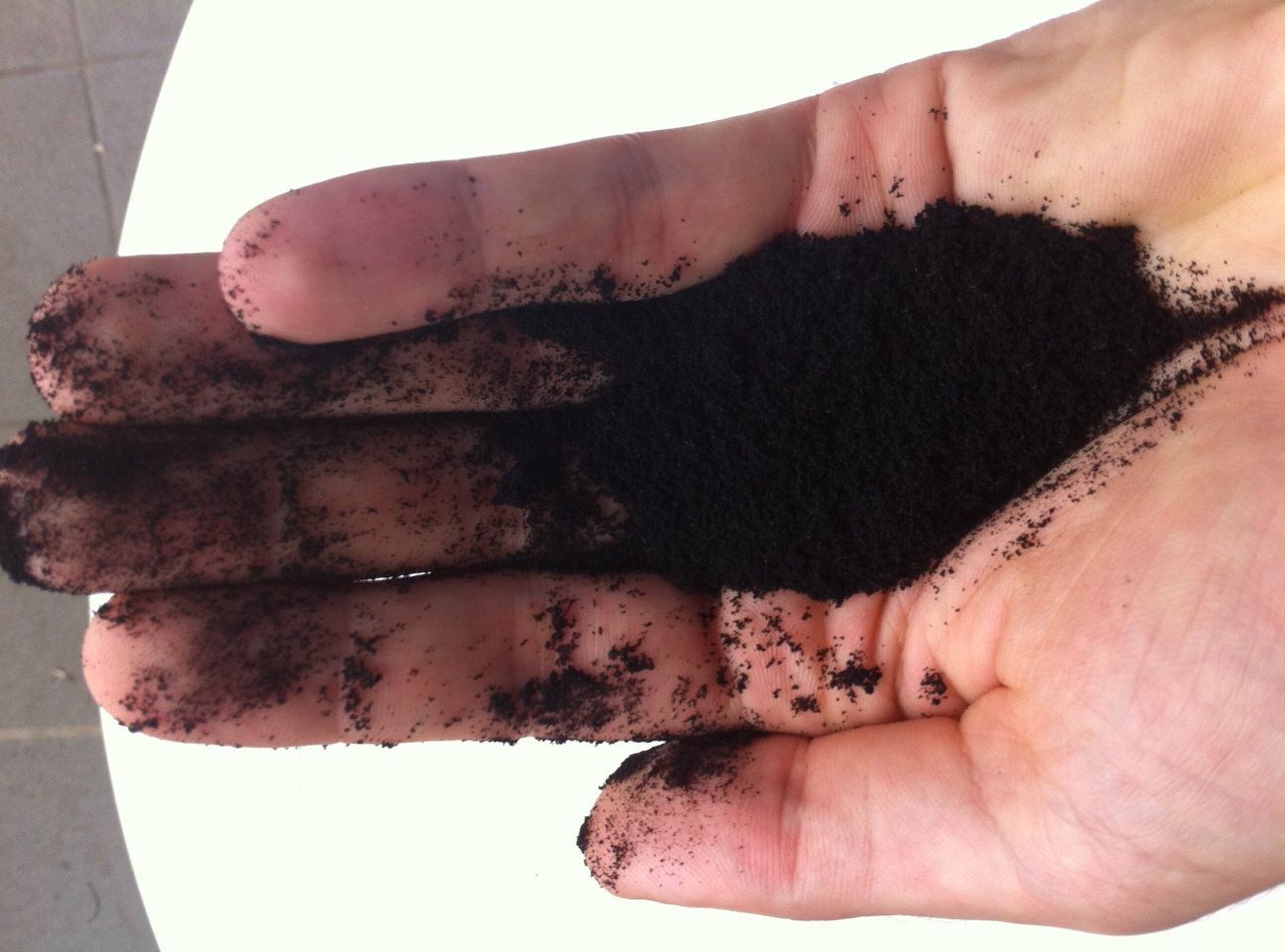 Crumb rubber 30 mesh used for asphalt modification.