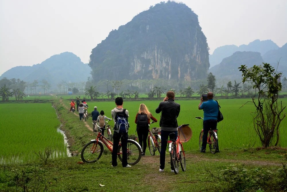 TAM COC TRAVEL GUIDE