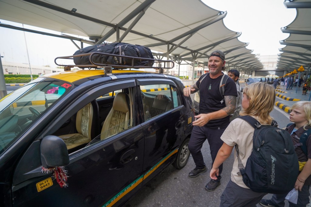 Which taxi to get on arriving at Delhi airport. How to get a prepaid taxi in Delhi.