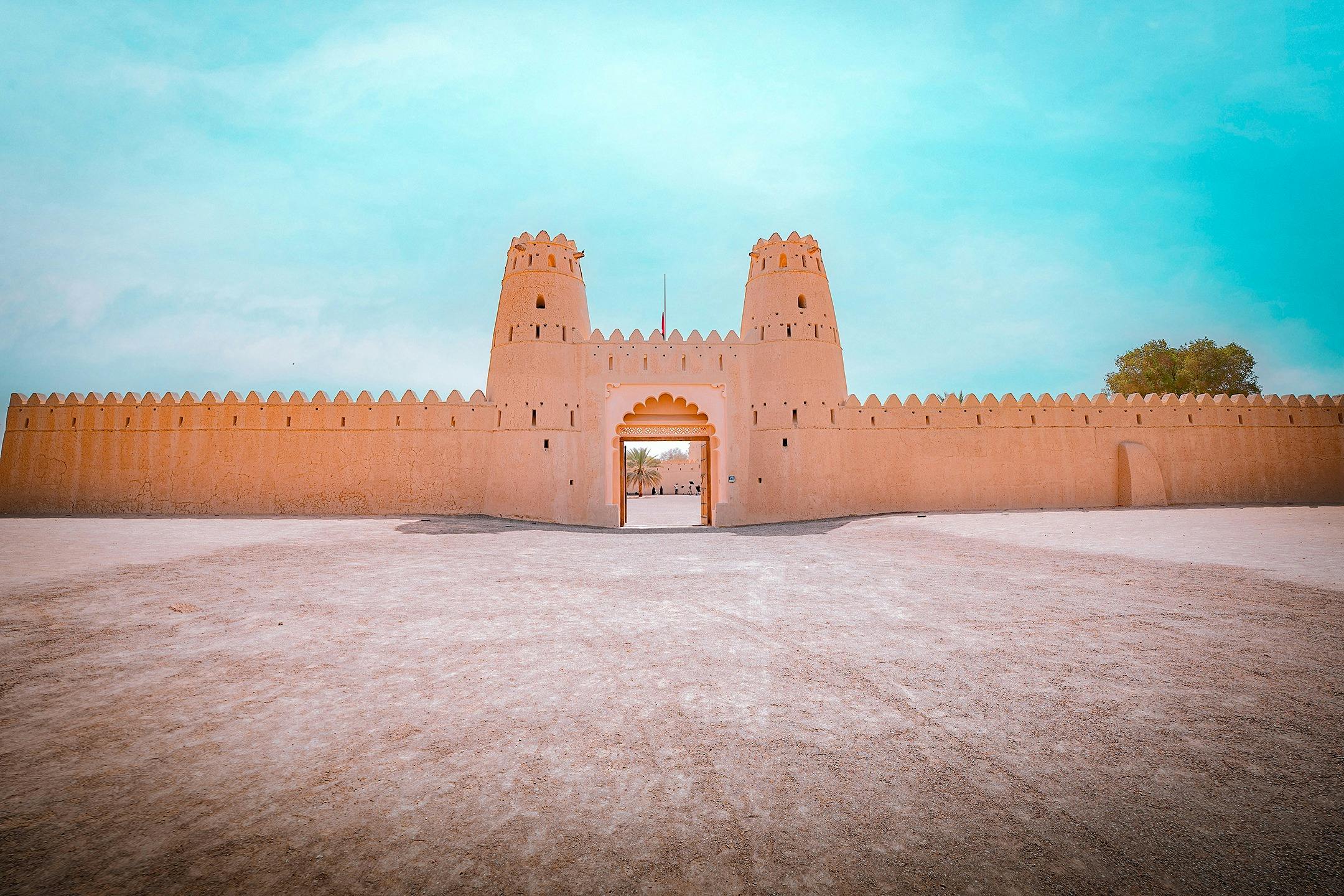 Al Ain: Guided City Tour from Abu Dhabi + Buffet Lunch