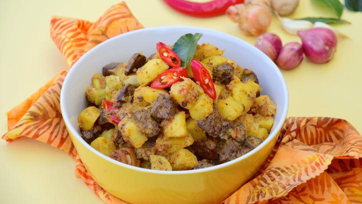 Tips Membuat Sambal Goreng Kentang Hati yang Gurih Pedasnya Mantap