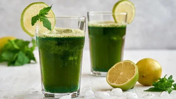 Racikan Jus Mint Campur Lemon Ini Bikin Kulit Glowing