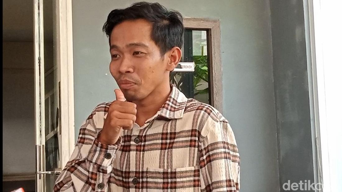 Dede Sunandar Tak Menyesal ‘Dijerumuskan’ Vicky Prasetyo untuk Nyaleg