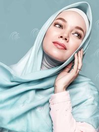 Jika anda memiliki tim game online, berarti . 7 Brand Hijab Milik Artis Cantik Yang Bisa Kamu Pilih Untuk Ramadan