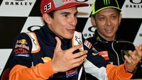 Melihat Marquez Rossi Merasa Masih Bisa Berkembang Di Motogp
