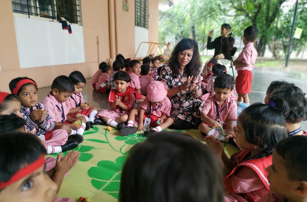 class-photos-arjan-watumull-sindhu-vidya-bhavan-school