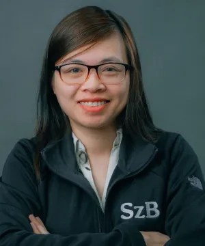 Linh Szeto 
