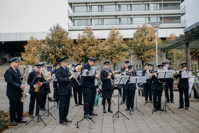 Navy's Musical Band - Harmonizing Investments