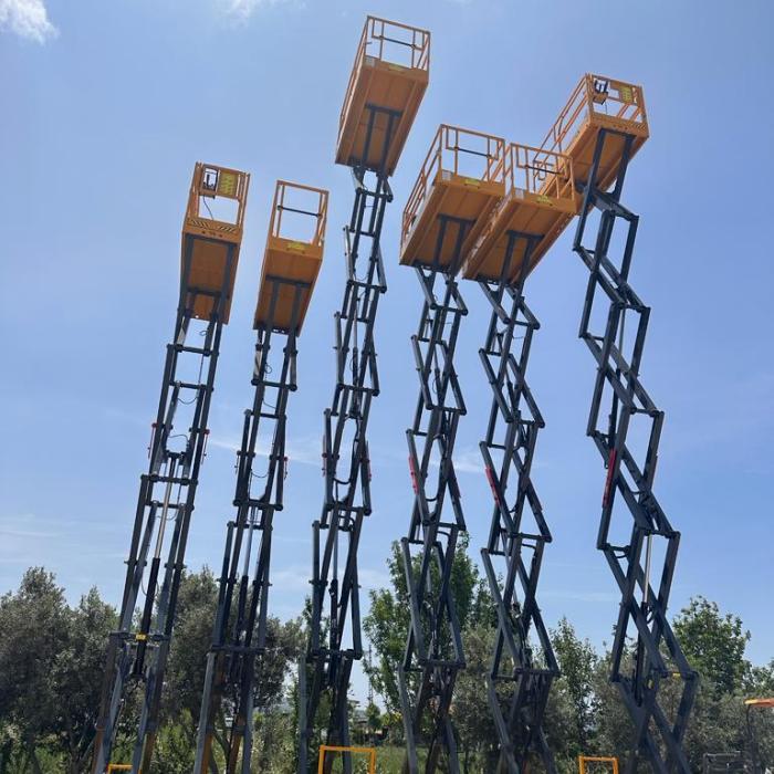 18 Metre Akülü Makaslı Platformlar