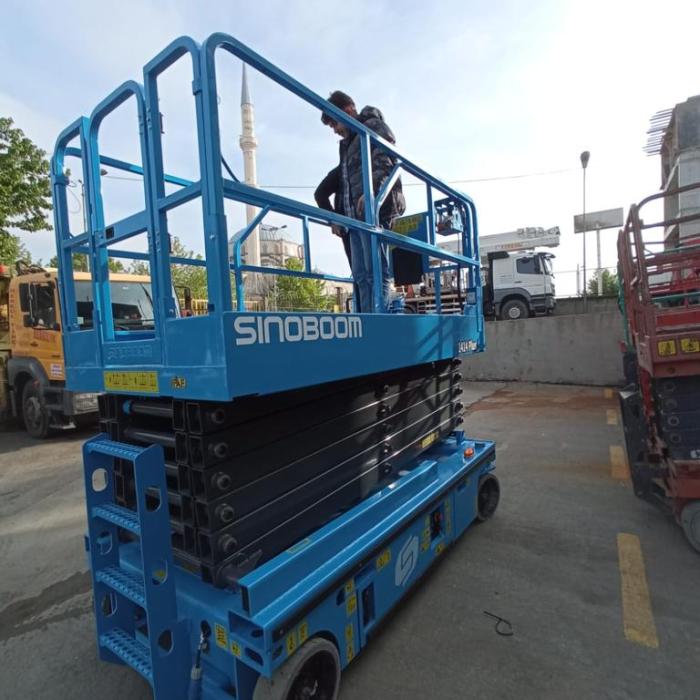 10 Metre Akülü Makaslı Platformlar