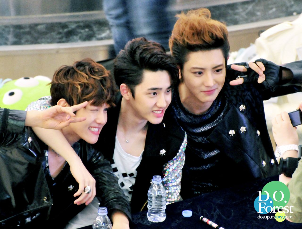Download Gratis Gambar Bikin Fans Gemas 10 Potret Keakraban Chanyeol Baekhyun Exo Terbaru by Lampung Hits