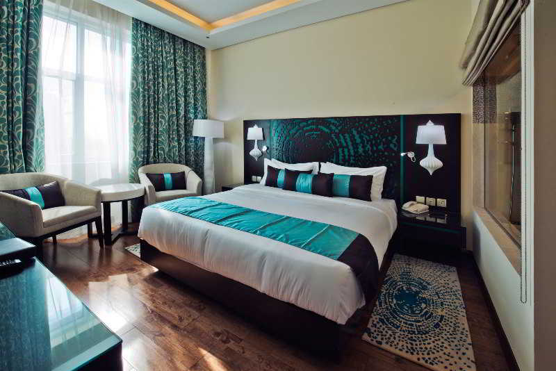 Business travelers will find meeting and … Signature Inn Deira Dubai United Arab Emirates Travelbama