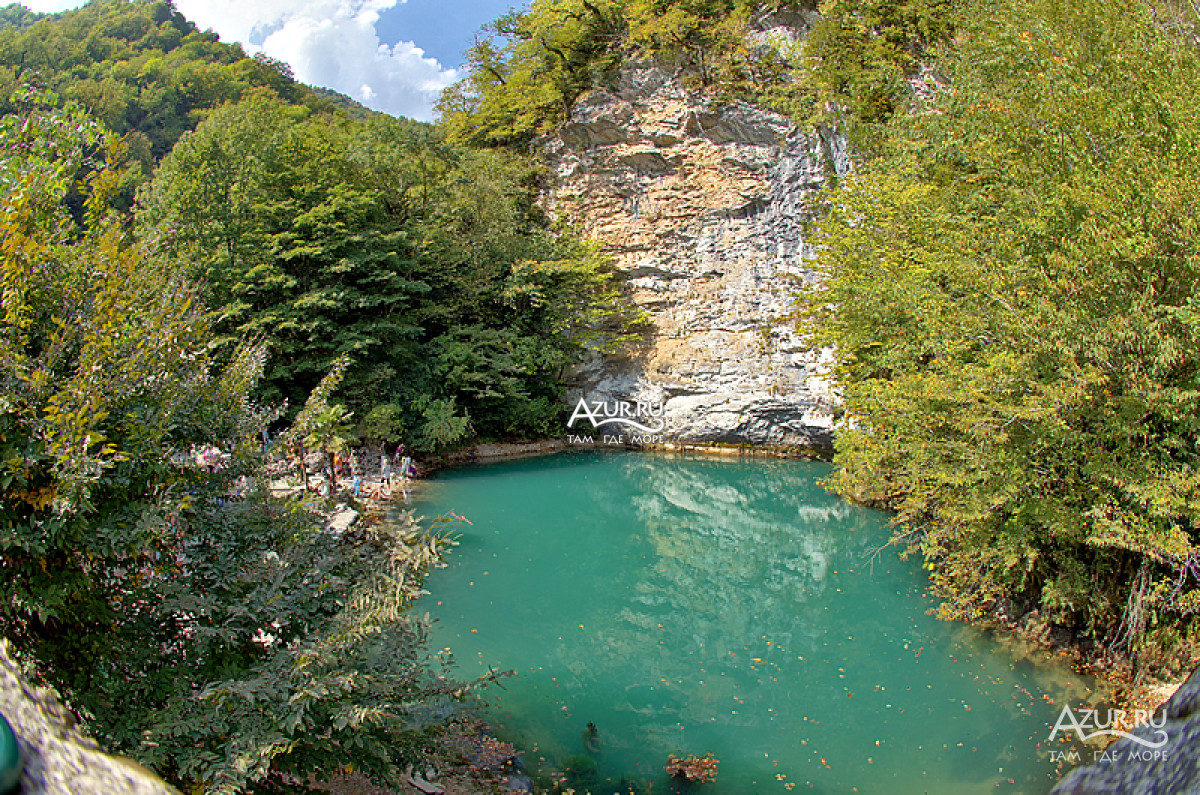 — экологический сбор при въезде на территорию заповедника — 350 руб./чел. Ekskursiya Na Ozero Rica Iz Picundy