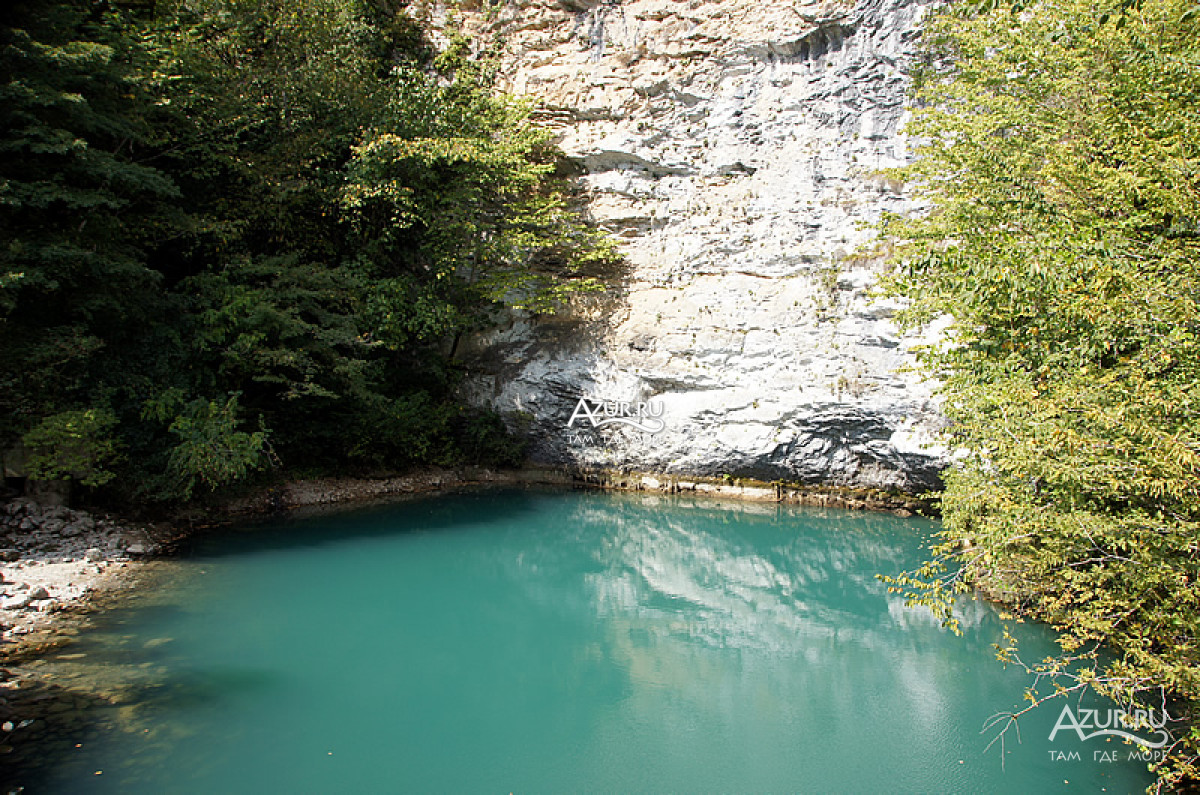Экологический сбор 350р / 100р включен в стоимость билета. Ekskursiya Na Ozero Rica Iz Gagry