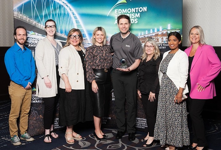 Winners Announcement Edmonton Tourism Awards - Light Backgrounds - Modern HD Collection